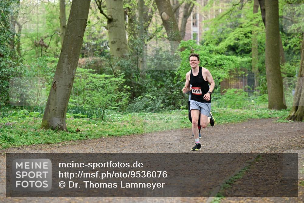 19.04.2026 - Hammer Lauf Dr. Thomas Lammeyer http://msf.ph/oto/9536076 19.04.2026 10:21:14 Laufen 1315 meine-sportfotos.de