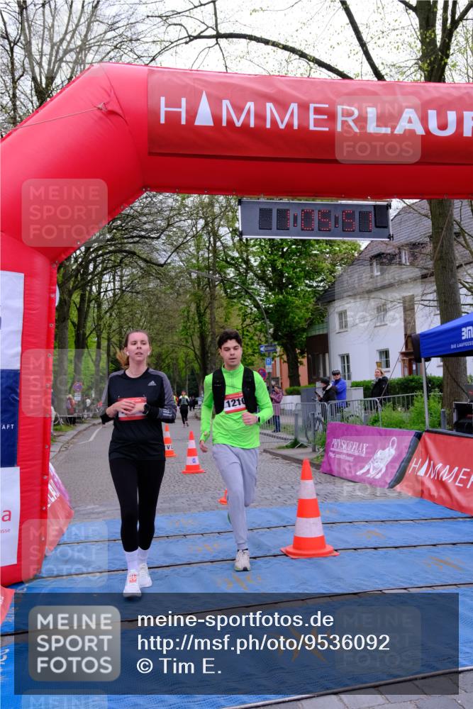 19.04.2026 - Hammer Lauf Tim E. http://msf.ph/oto/9536092 19.04.2026 10:50:59 Ziel 328, 557, 782, 1210, 1211 meine-sportfotos.de