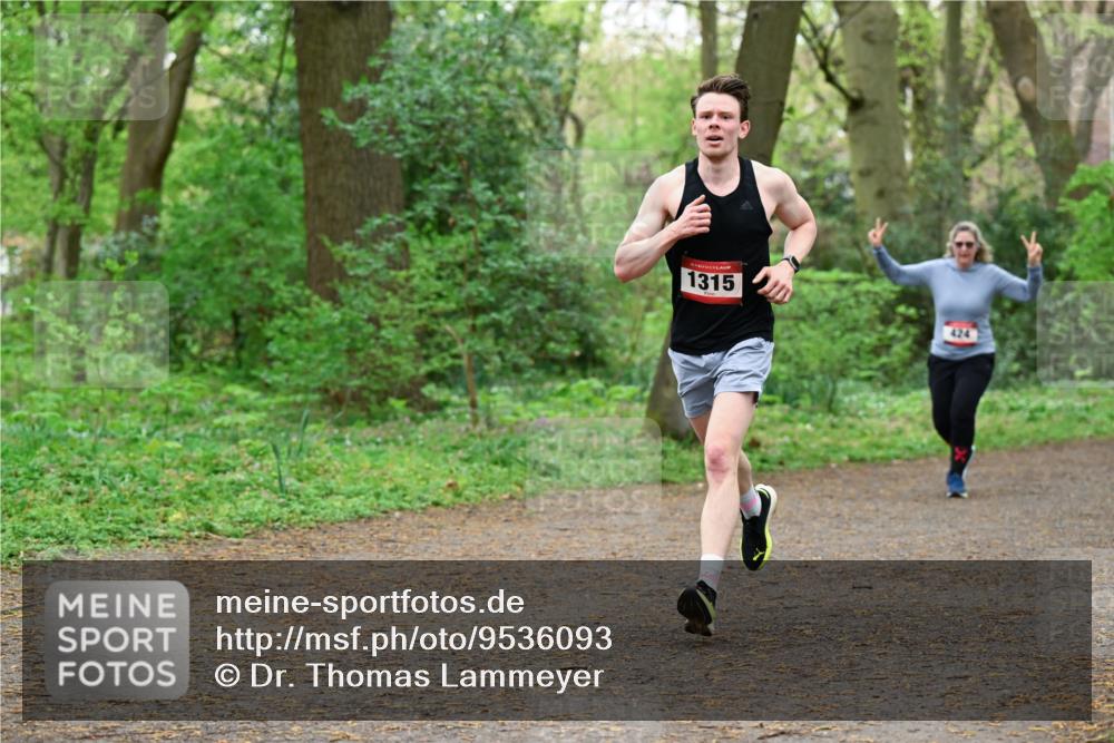 19.04.2026 - Hammer Lauf Dr. Thomas Lammeyer http://msf.ph/oto/9536093 19.04.2026 10:21:16 Laufen 1315 meine-sportfotos.de