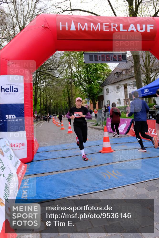 19.04.2026 - Hammer Lauf Tim E. http://msf.ph/oto/9536146 19.04.2026 10:51:51 Ziel 332, 501, 611, 612, 1091, 1774 meine-sportfotos.de
