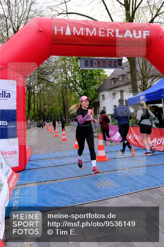 19.04.2026 - Hammer Lauf Tim E. http://msf.ph/oto/9536149 19.04.2026 10:51:51 Ziel 332, 501, 611, 612, 1091, 1774 meine-sportfotos.de