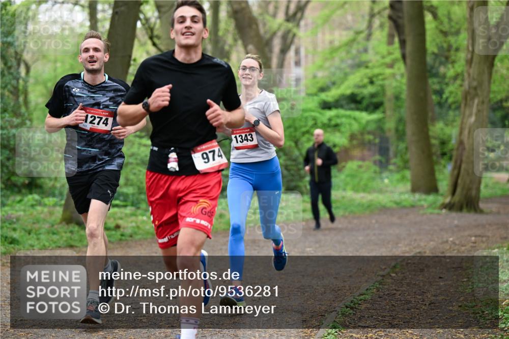 19.04.2026 - Hammer Lauf Dr. Thomas Lammeyer http://msf.ph/oto/9536281 19.04.2026 10:22:24 Laufen 1274, 117, 974, 1343 meine-sportfotos.de