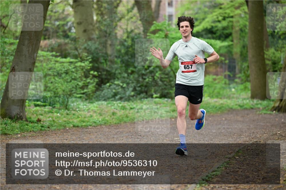 19.04.2026 - Hammer Lauf Dr. Thomas Lammeyer http://msf.ph/oto/9536310 19.04.2026 10:22:38 Laufen 657 meine-sportfotos.de