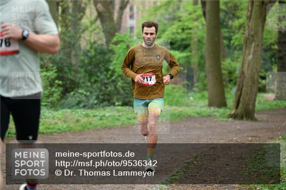 19.04.2026 - Hammer Lauf Dr. Thomas Lammeyer http://msf.ph/oto/9536342 19.04.2026 10:22:50 Laufen 717 meine-sportfotos.de