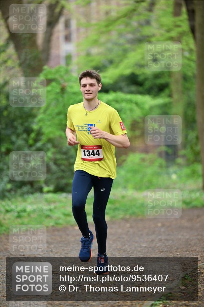 19.04.2026 - Hammer Lauf Dr. Thomas Lammeyer http://msf.ph/oto/9536407 19.04.2026 10:23:56 Laufen 1344 meine-sportfotos.de