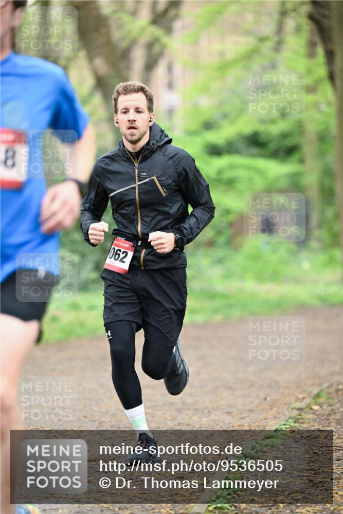 19.04.2026 - Hammer Lauf Dr. Thomas Lammeyer http://msf.ph/oto/9536505 19.04.2026 10:24:37 Laufen 062 meine-sportfotos.de