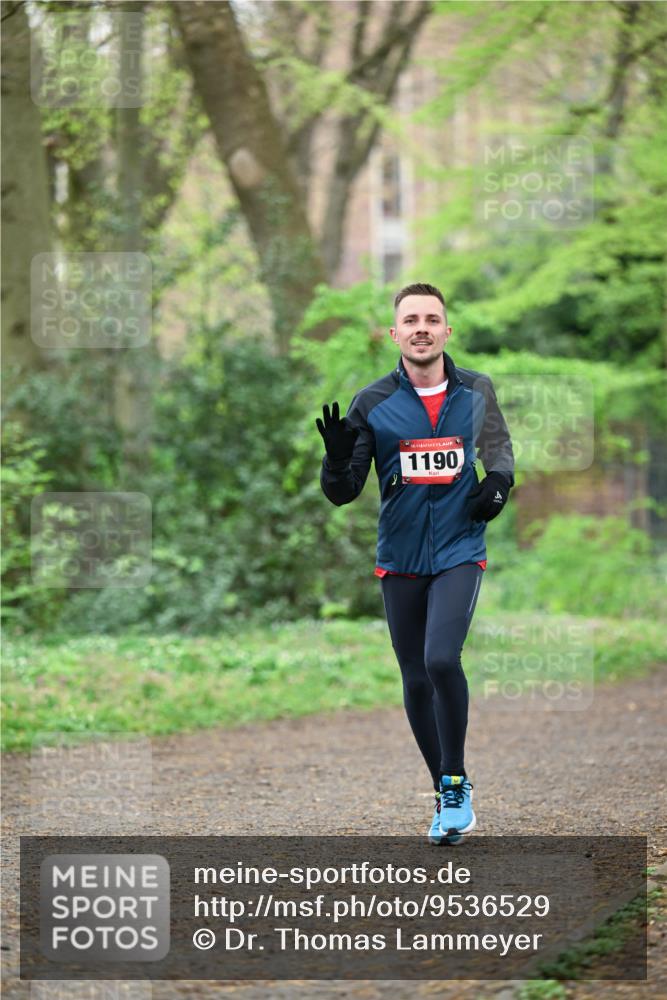 19.04.2026 - Hammer Lauf Dr. Thomas Lammeyer http://msf.ph/oto/9536529 19.04.2026 10:24:50 Laufen 1190 meine-sportfotos.de
