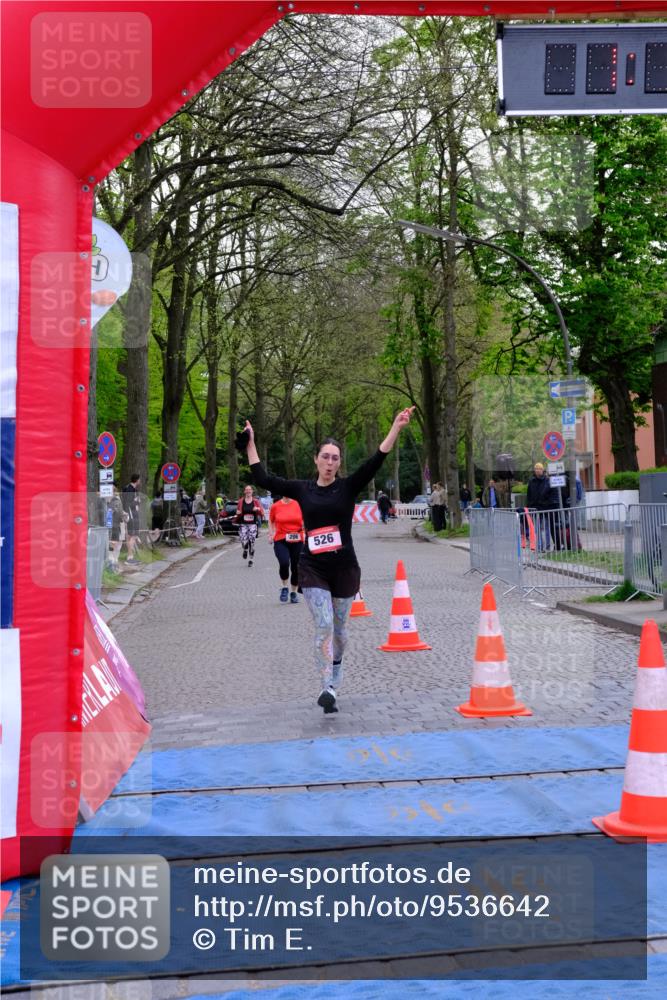 19.04.2026 - Hammer Lauf Tim E. http://msf.ph/oto/9536642 19.04.2026 10:56:14 Ziel 206, 526 meine-sportfotos.de
