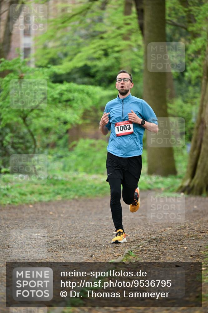 19.04.2026 - Hammer Lauf Dr. Thomas Lammeyer http://msf.ph/oto/9536795 19.04.2026 10:26:59 Laufen 1003 meine-sportfotos.de