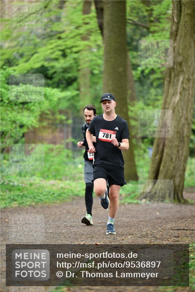 19.04.2026 - Hammer Lauf Dr. Thomas Lammeyer http://msf.ph/oto/9536897 19.04.2026 10:27:30 Laufen 781 meine-sportfotos.de