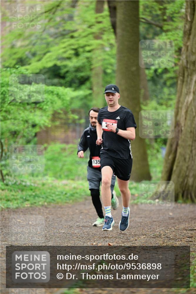 19.04.2026 - Hammer Lauf Dr. Thomas Lammeyer http://msf.ph/oto/9536898 19.04.2026 10:27:30 Laufen 135 meine-sportfotos.de