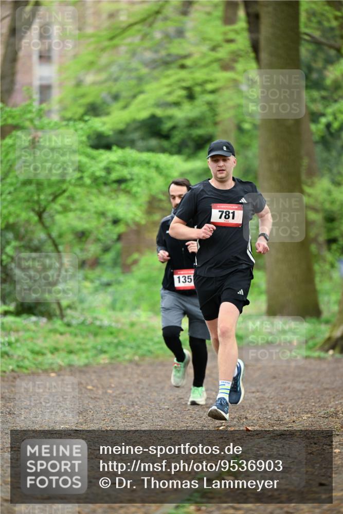 19.04.2026 - Hammer Lauf Dr. Thomas Lammeyer http://msf.ph/oto/9536903 19.04.2026 10:27:30 Laufen 135, 781 meine-sportfotos.de