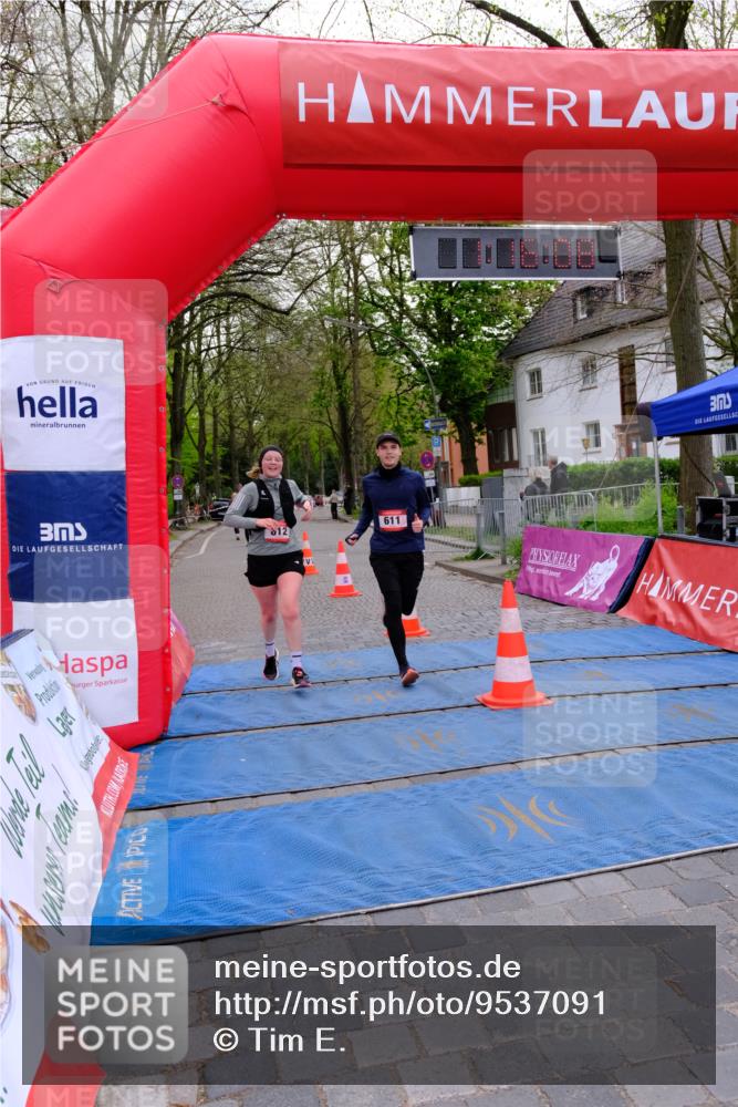 19.04.2026 - Hammer Lauf Tim E. http://msf.ph/oto/9537091 19.04.2026 11:01:16 Ziel 302, 611, 612 meine-sportfotos.de