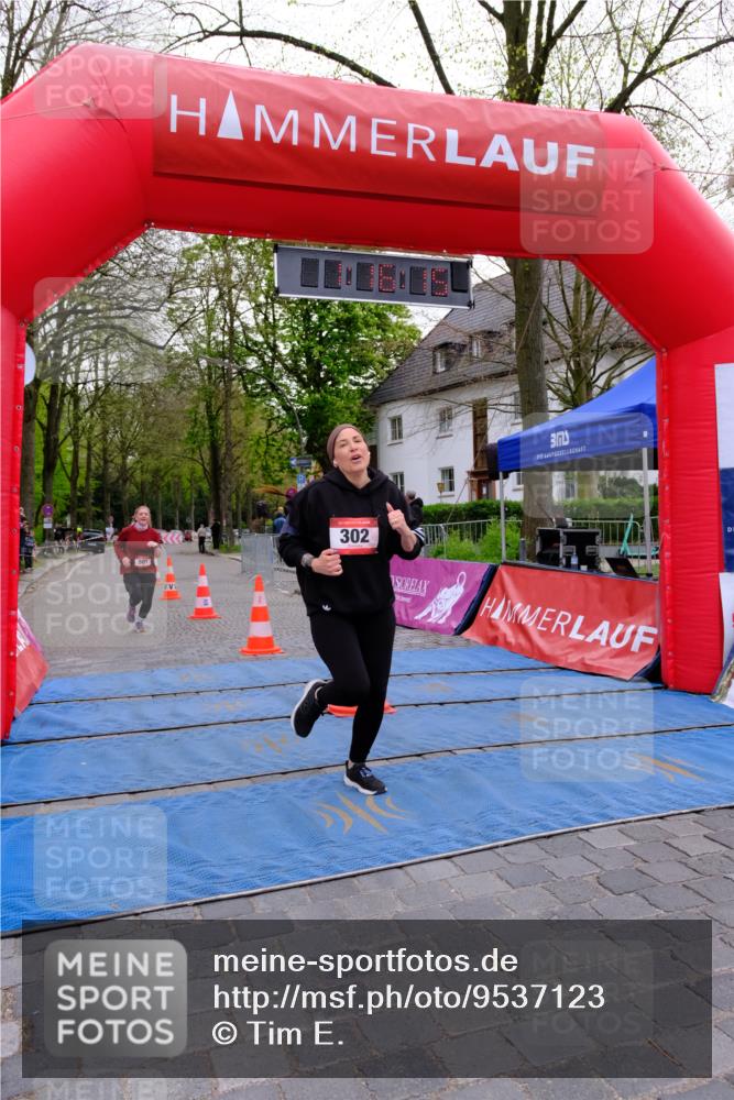 19.04.2026 - Hammer Lauf Tim E. http://msf.ph/oto/9537123 19.04.2026 11:01:22 Ziel 302, 501 meine-sportfotos.de