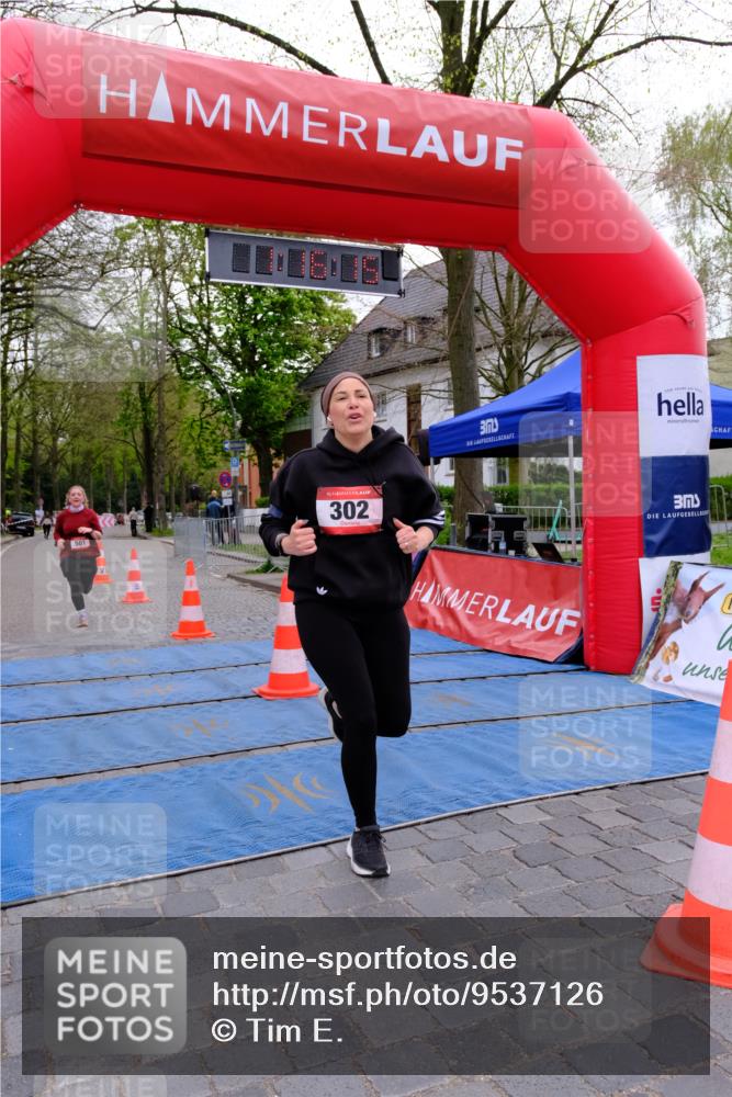 19.04.2026 - Hammer Lauf Tim E. http://msf.ph/oto/9537126 19.04.2026 11:01:23 Ziel 302, 501 meine-sportfotos.de