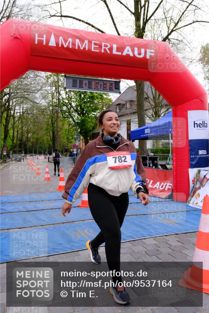 19.04.2026 - Hammer Lauf Tim E. http://msf.ph/oto/9537164 19.04.2026 11:01:42 Ziel 774, 782 meine-sportfotos.de