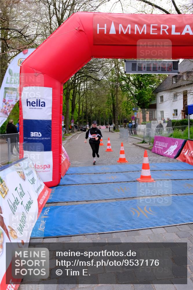 19.04.2026 - Hammer Lauf Tim E. http://msf.ph/oto/9537176 19.04.2026 11:02:50 Ziel 808 meine-sportfotos.de