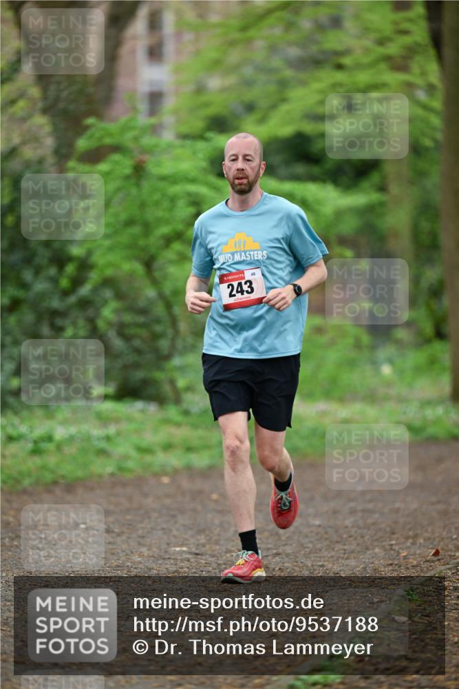 19.04.2026 - Hammer Lauf Dr. Thomas Lammeyer http://msf.ph/oto/9537188 19.04.2026 10:29:14 Laufen 243 meine-sportfotos.de