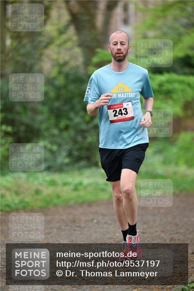 19.04.2026 - Hammer Lauf Dr. Thomas Lammeyer http://msf.ph/oto/9537197 19.04.2026 10:29:15 Laufen 243 meine-sportfotos.de