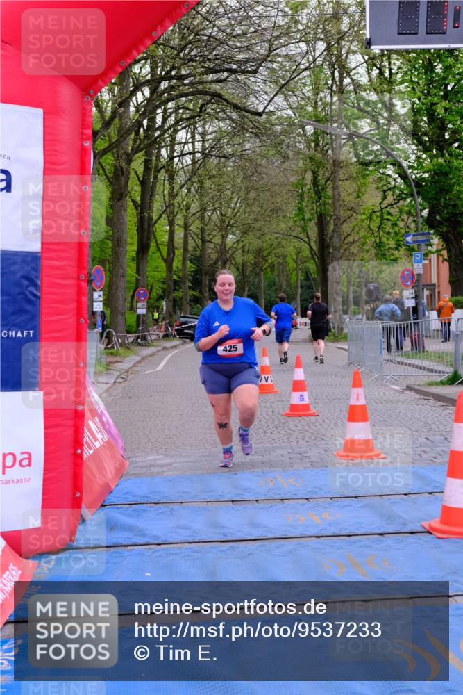 19.04.2026 - Hammer Lauf Tim E. http://msf.ph/oto/9537233 19.04.2026 11:03:53 Ziel 425 meine-sportfotos.de