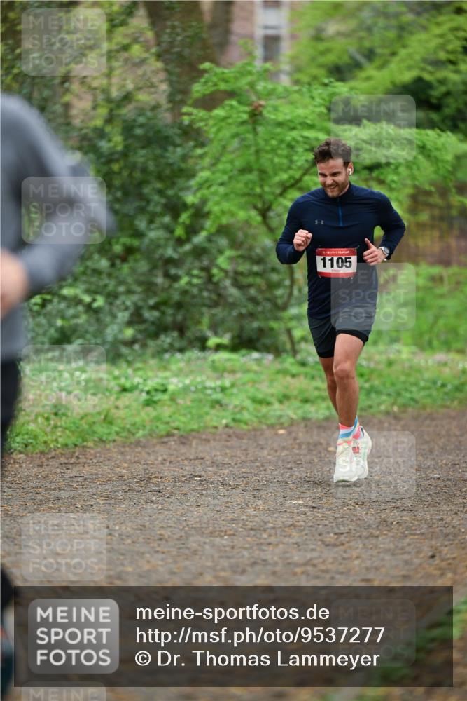 19.04.2026 - Hammer Lauf Dr. Thomas Lammeyer http://msf.ph/oto/9537277 19.04.2026 10:29:52 Laufen 1105 meine-sportfotos.de