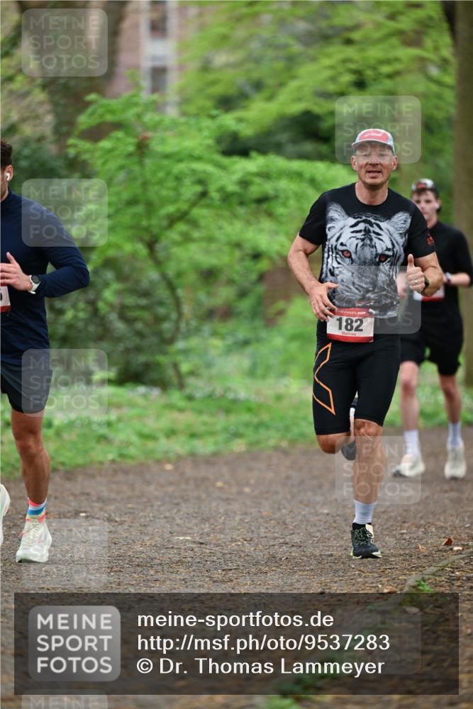 19.04.2026 - Hammer Lauf Dr. Thomas Lammeyer http://msf.ph/oto/9537283 19.04.2026 10:29:53 Laufen 182 meine-sportfotos.de