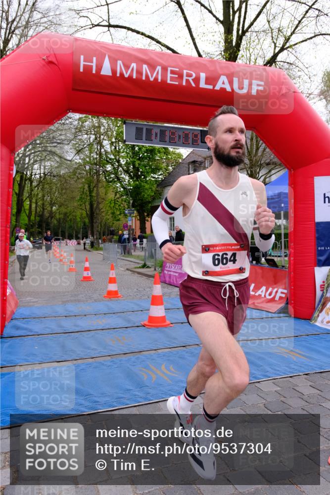 19.04.2026 - Hammer Lauf Tim E. http://msf.ph/oto/9537304 19.04.2026 11:04:18 Ziel 19, 219, 220, 664, 756 meine-sportfotos.de
