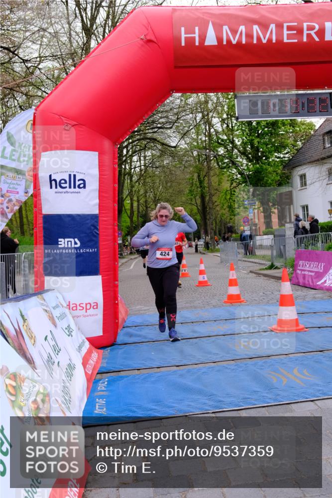 19.04.2026 - Hammer Lauf Tim E. http://msf.ph/oto/9537359 19.04.2026 11:04:41 Ziel 17, 424, 574, 862, 1157, 1219, 1236 meine-sportfotos.de