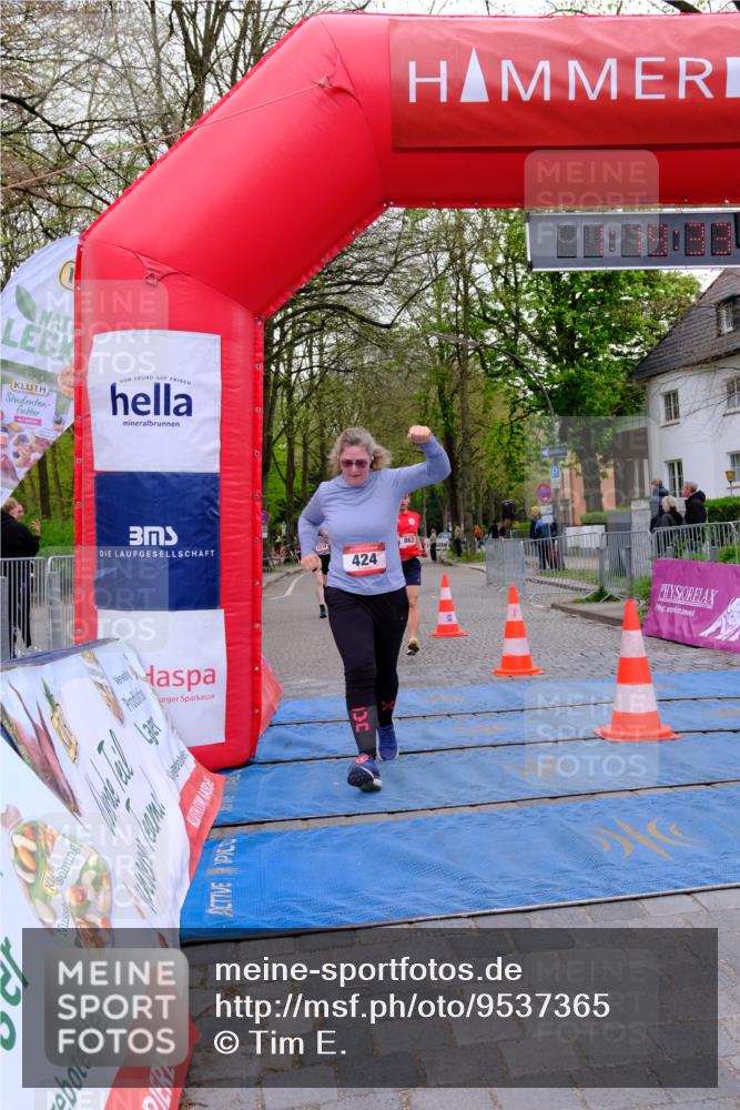 19.04.2026 - Hammer Lauf Tim E. http://msf.ph/oto/9537365 19.04.2026 11:04:41 Ziel 17, 424, 574, 862, 1157, 1219, 1236 meine-sportfotos.de