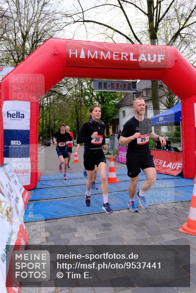 19.04.2026 - Hammer Lauf Tim E. http://msf.ph/oto/9537441 19.04.2026 11:05:13 Ziel 7, 20, 25, 157, 602, 1300 meine-sportfotos.de