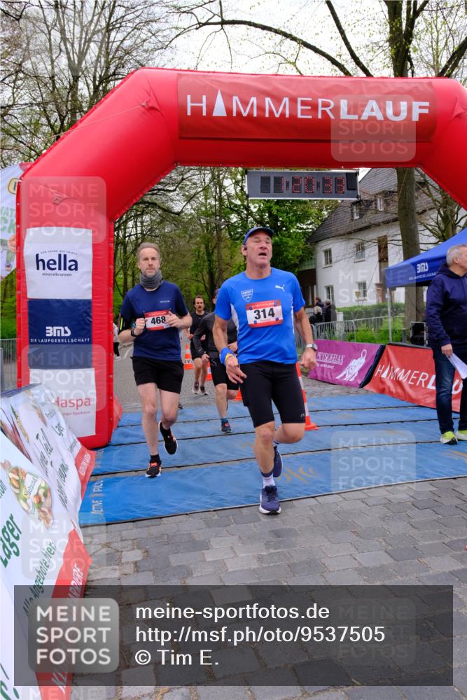 19.04.2026 - Hammer Lauf Tim E. http://msf.ph/oto/9537505 19.04.2026 11:05:41 Ziel 3, 23, 218, 221, 314, 468, 649, 823, 1858 meine-sportfotos.de