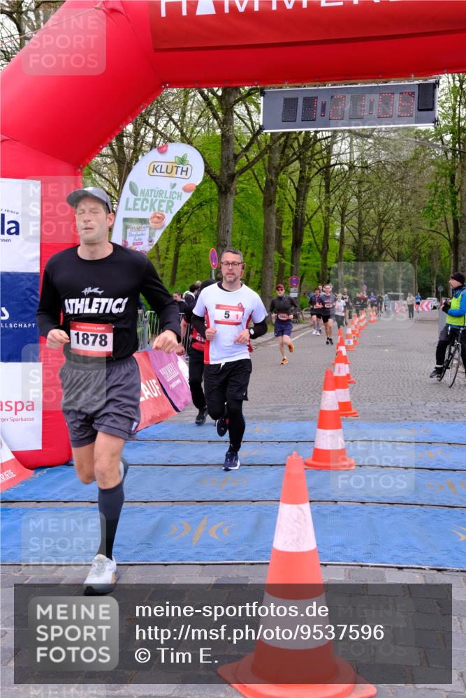 19.04.2026 - Hammer Lauf Tim E. http://msf.ph/oto/9537596 19.04.2026 11:06:17 Ziel 5, 24, 151, 189, 1681, 1878, 1884 meine-sportfotos.de