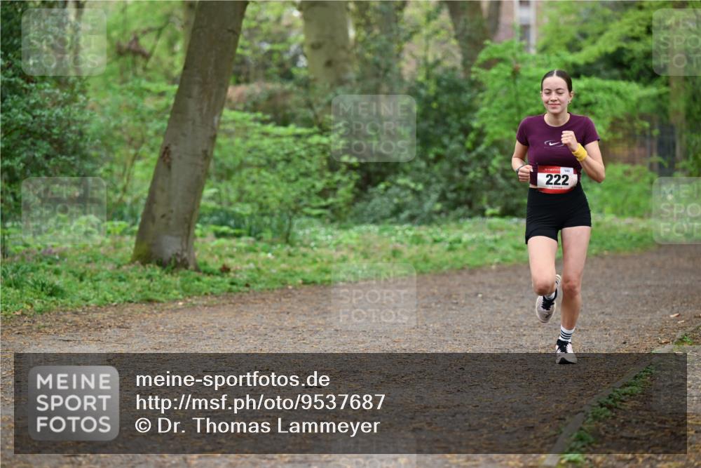 19.04.2026 - Hammer Lauf Dr. Thomas Lammeyer http://msf.ph/oto/9537687 19.04.2026 10:32:11 Laufen 222 meine-sportfotos.de