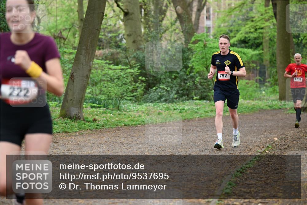 19.04.2026 - Hammer Lauf Dr. Thomas Lammeyer http://msf.ph/oto/9537695 19.04.2026 10:32:13 Laufen 222, 792, 1731 meine-sportfotos.de