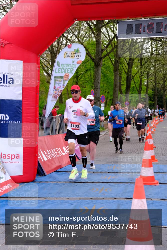 19.04.2026 - Hammer Lauf Tim E. http://msf.ph/oto/9537743 19.04.2026 11:06:45 Ziel 12, 112, 141, 239, 388, 482, 620, 624, 773, 952, 1103, 1927 meine-sportfotos.de