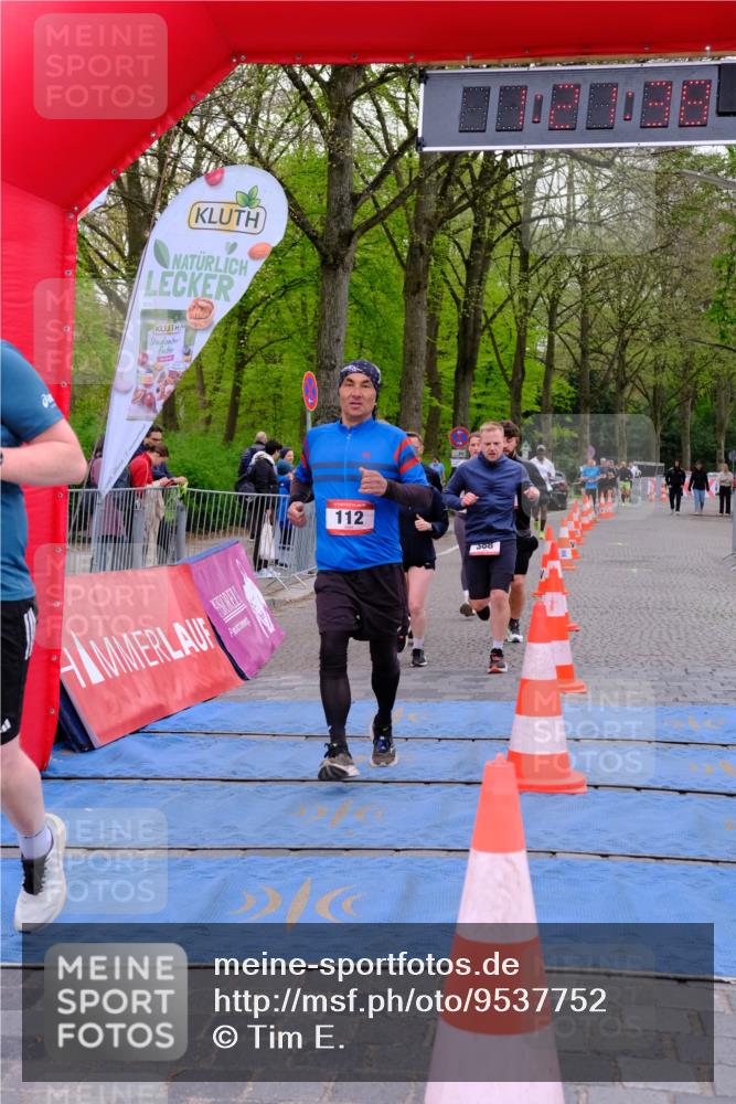 19.04.2026 - Hammer Lauf Tim E. http://msf.ph/oto/9537752 19.04.2026 11:06:46 Ziel 12, 112, 141, 239, 388, 482, 620, 773, 830, 952, 1103, 1927 meine-sportfotos.de