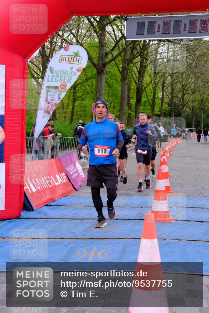 19.04.2026 - Hammer Lauf Tim E. http://msf.ph/oto/9537755 19.04.2026 11:06:47 Ziel 12, 112, 141, 239, 388, 482, 620, 773, 830, 952, 1103, 1927 meine-sportfotos.de