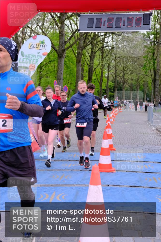 19.04.2026 - Hammer Lauf Tim E. http://msf.ph/oto/9537761 19.04.2026 11:06:48 Ziel 112, 141, 239, 388, 482, 620, 773, 830, 952, 1103, 1927 meine-sportfotos.de