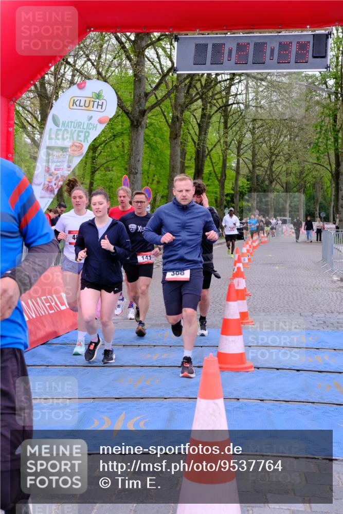 19.04.2026 - Hammer Lauf Tim E. http://msf.ph/oto/9537764 19.04.2026 11:06:48 Ziel 112, 141, 239, 388, 482, 620, 773, 830, 952, 1103, 1927 meine-sportfotos.de