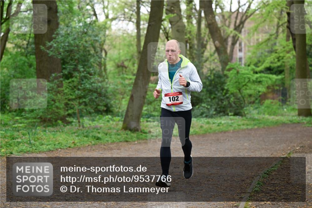 19.04.2026 - Hammer Lauf Dr. Thomas Lammeyer http://msf.ph/oto/9537766 19.04.2026 10:32:21 Laufen 102 meine-sportfotos.de