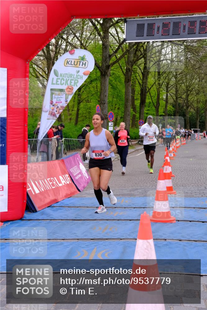 19.04.2026 - Hammer Lauf Tim E. http://msf.ph/oto/9537779 19.04.2026 11:06:52 Ziel 141, 239, 388, 450, 482, 690, 773, 830, 952, 1927 meine-sportfotos.de