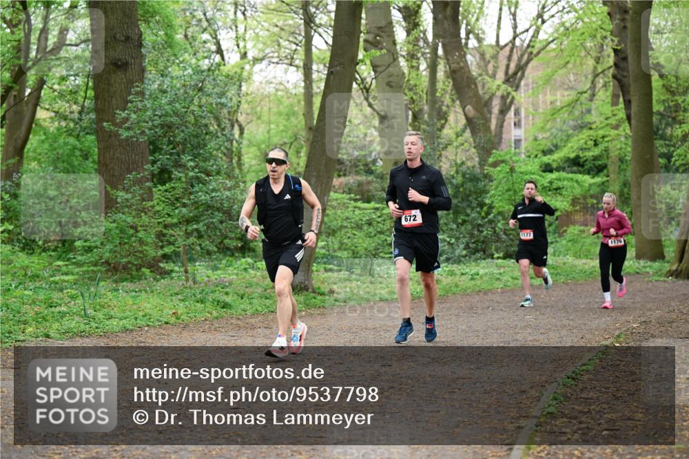 19.04.2026 - Hammer Lauf Dr. Thomas Lammeyer http://msf.ph/oto/9537798 19.04.2026 10:32:36 Laufen 672, 1177, 1176 meine-sportfotos.de
