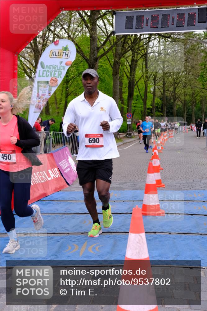 19.04.2026 - Hammer Lauf Tim E. http://msf.ph/oto/9537802 19.04.2026 11:06:56 Ziel 163, 450, 690, 830, 860 meine-sportfotos.de