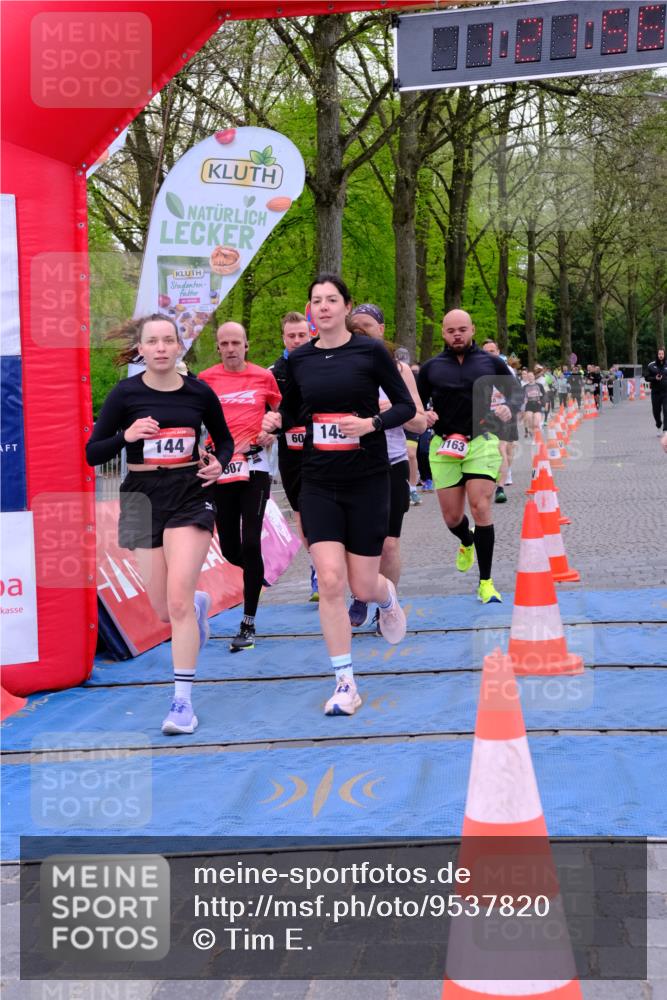 19.04.2026 - Hammer Lauf Tim E. http://msf.ph/oto/9537820 19.04.2026 11:07:05 Ziel 144, 145, 307, 528, 529, 539, 601, 860, 864, 933, 938, 990, 1163, 1268 meine-sportfotos.de