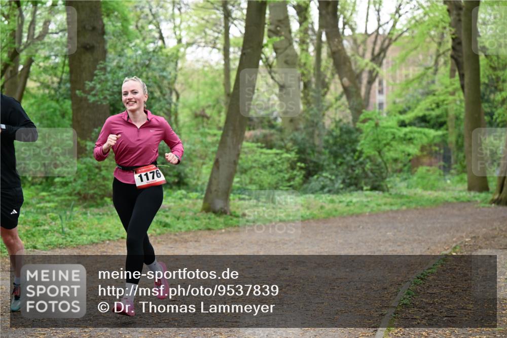 19.04.2026 - Hammer Lauf Dr. Thomas Lammeyer http://msf.ph/oto/9537839 19.04.2026 10:32:40 Laufen 1176 meine-sportfotos.de