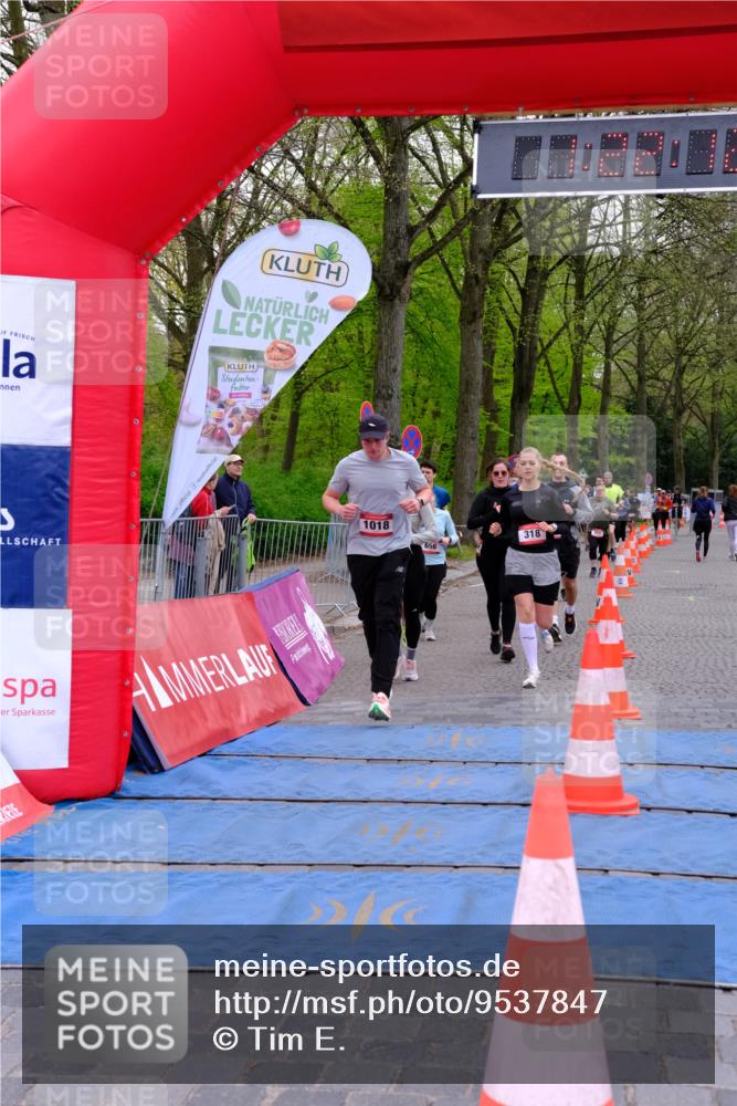 19.04.2026 - Hammer Lauf Tim E. http://msf.ph/oto/9537847 19.04.2026 11:07:21 Ziel 11, 174, 193, 318, 412, 437, 494, 549, 554, 656, 697, 1018, 1066, 1208, 1231 meine-sportfotos.de