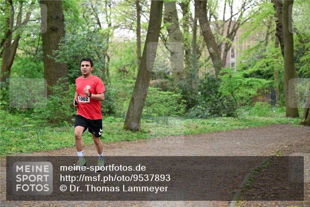 19.04.2026 - Hammer Lauf Dr. Thomas Lammeyer http://msf.ph/oto/9537893 19.04.2026 10:32:52 Laufen 1002 meine-sportfotos.de