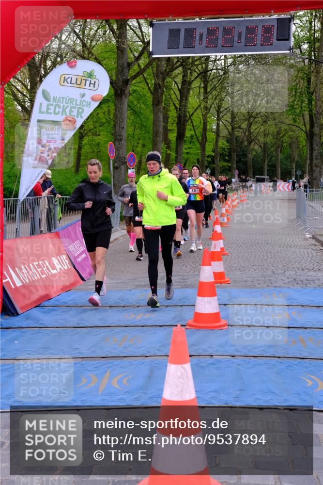 19.04.2026 - Hammer Lauf Tim E. http://msf.ph/oto/9537894 19.04.2026 11:07:46 Ziel 9, 10, 146, 181, 414, 415, 416, 418, 473, 506, 507, 534, 646, 663, 1907 meine-sportfotos.de