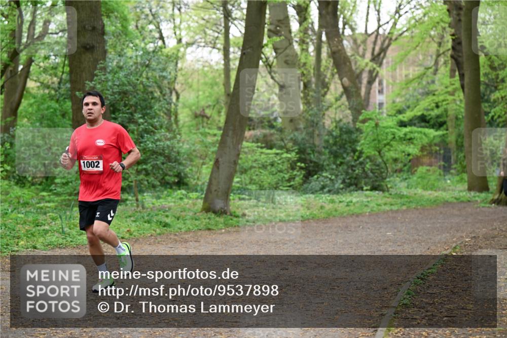 19.04.2026 - Hammer Lauf Dr. Thomas Lammeyer http://msf.ph/oto/9537898 19.04.2026 10:32:52 Laufen 1002 meine-sportfotos.de