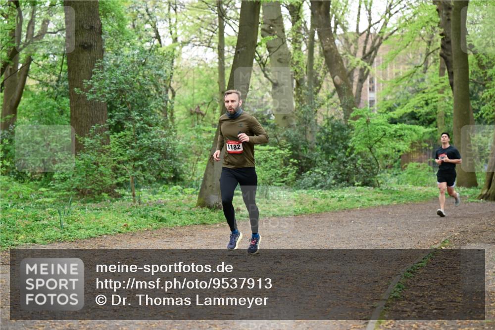 19.04.2026 - Hammer Lauf Dr. Thomas Lammeyer http://msf.ph/oto/9537913 19.04.2026 10:32:58 Laufen 1182 meine-sportfotos.de
